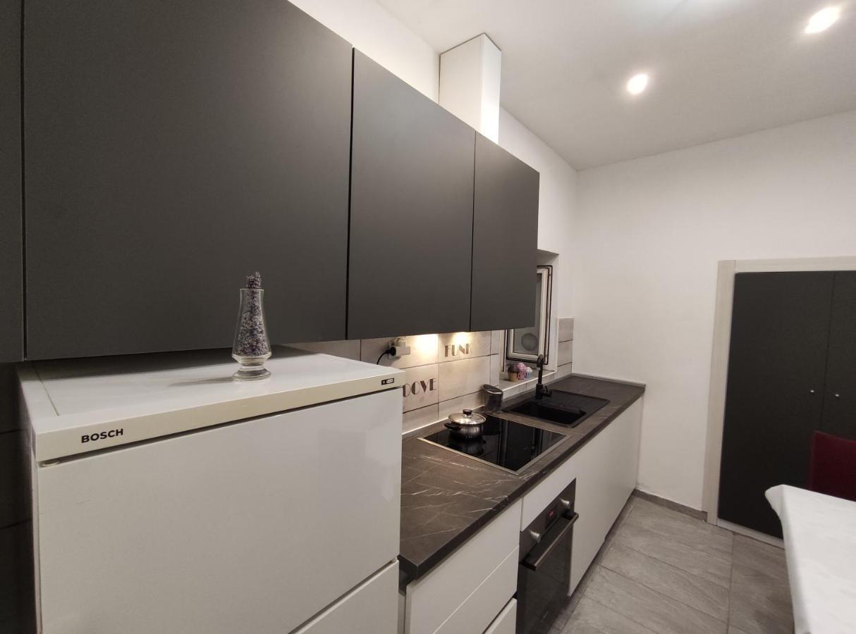 Apartment Tona شيبينيك المظهر الخارجي الصورة