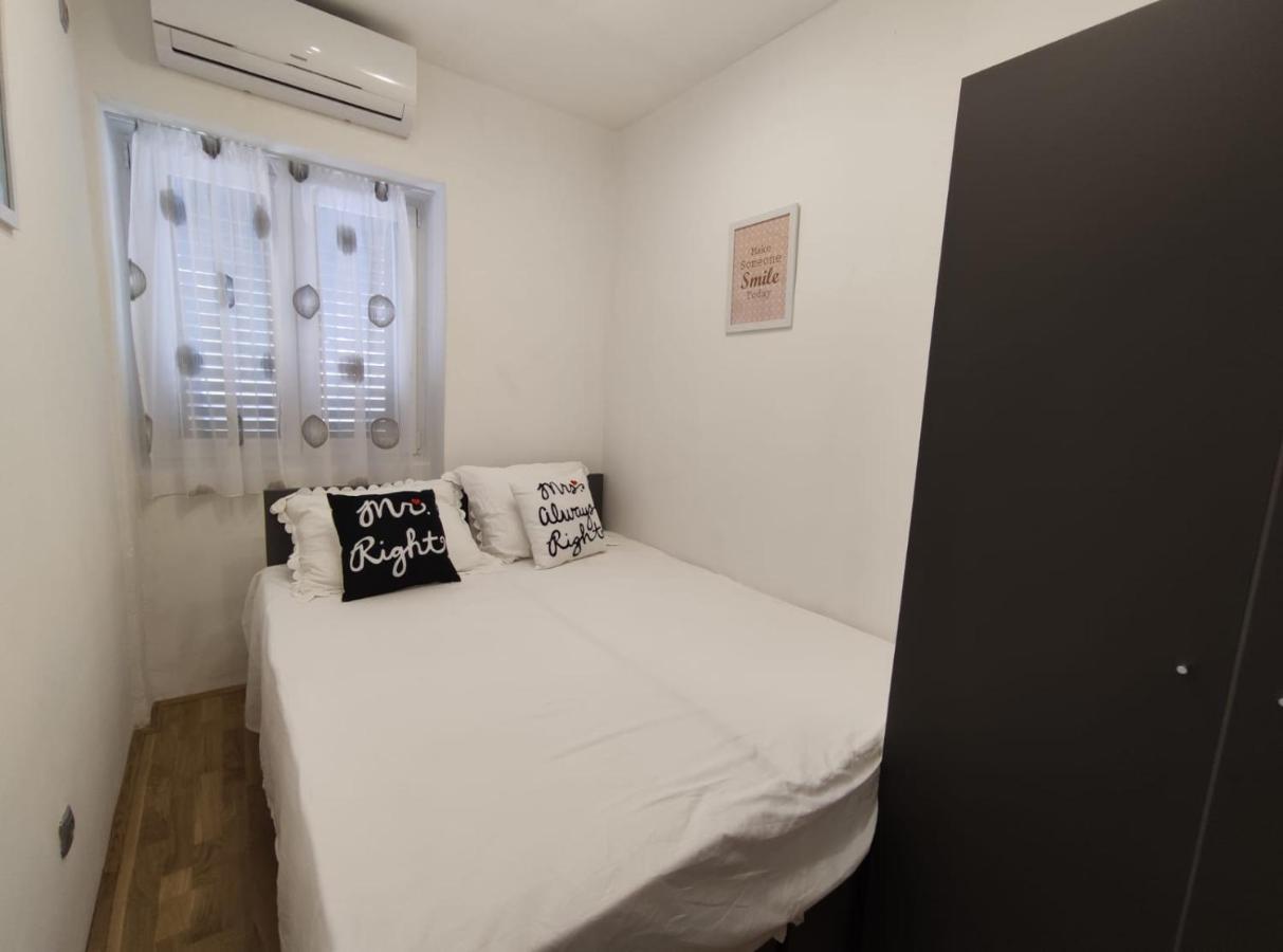 Apartment Tona شيبينيك المظهر الخارجي الصورة