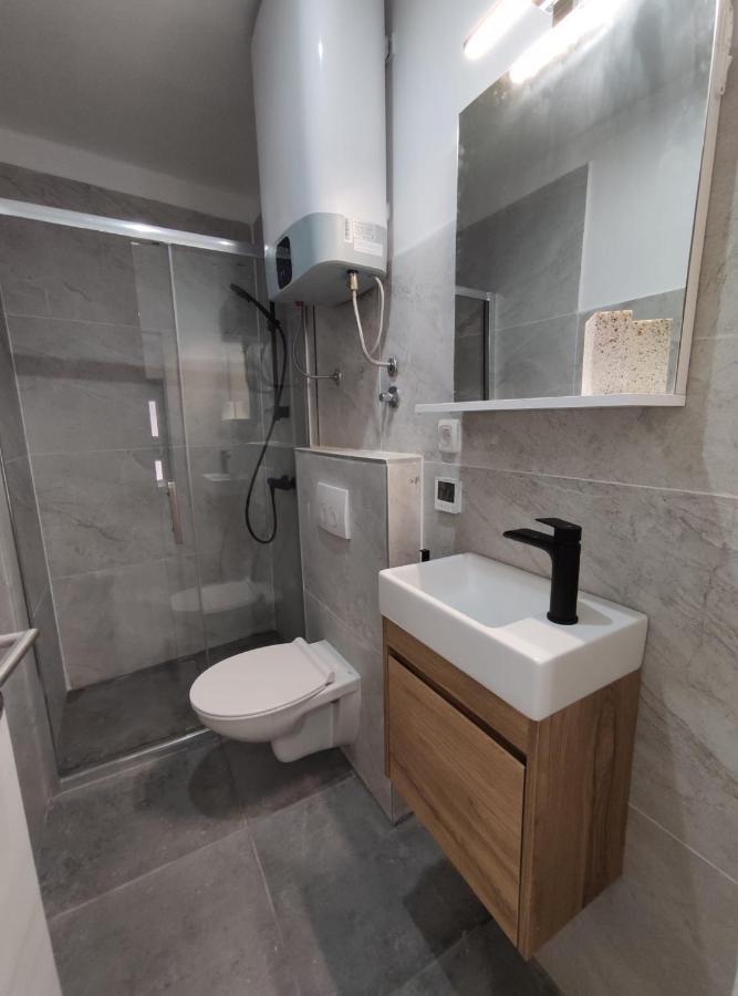 Apartment Tona شيبينيك المظهر الخارجي الصورة
